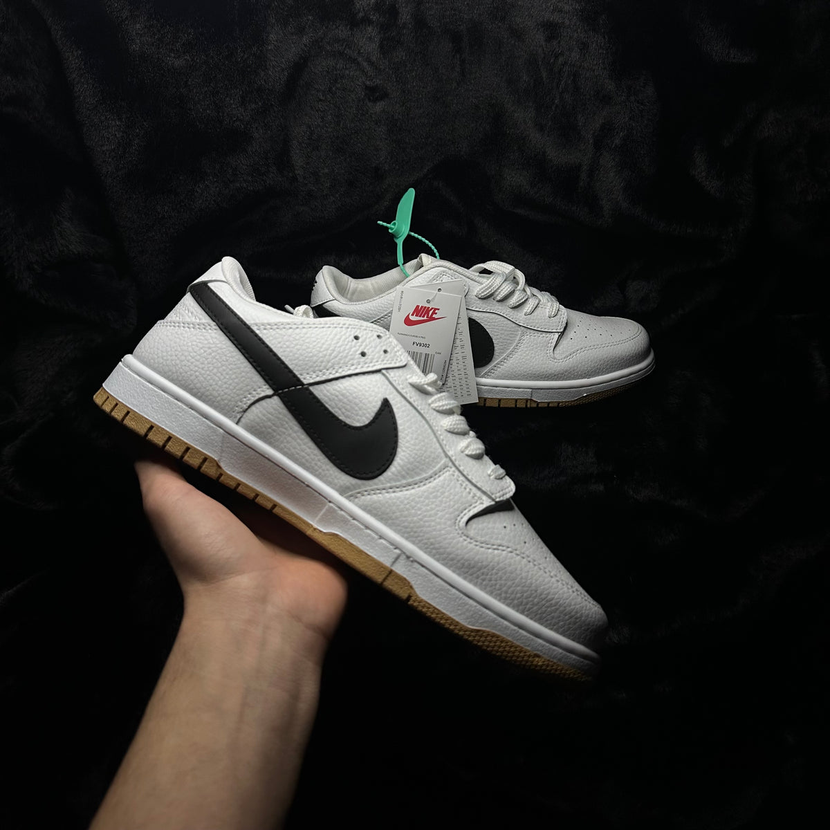 NIKE SB Dunk Low White White Gum